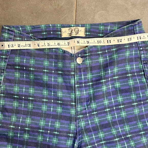 We the Free Free People Isla Slim Straight Plaid Pants Jeans Size 29 - Picture 10 of 13